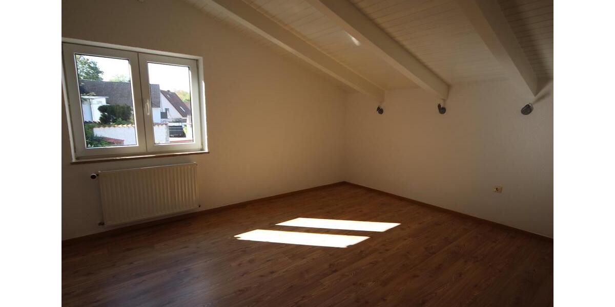 Etagenwohnung Kumhausen - 3.5 Zimmer, 90 m&sup2;, 990&euro; | Angebot:26533462