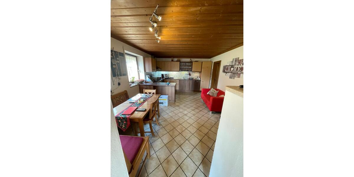 Erdgeschoßwohnung Mallersdorf-Pfaffenberg Pfaffenberg - 4 Zimmer, 119 m&sup2;, 1.250&euro; | Angebot:27621572