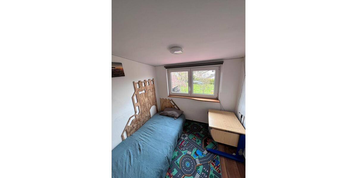 Einfamilienhaus Tiefenbach - 5 Zimmer, 90 m&sup2;, 2.100&euro; | Angebot:25823413