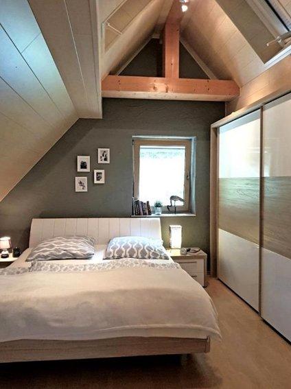 Dachgeschoßwohnung Buch am Erlbach - 3 Zimmer, 96 m&sup2;, 350.000&euro; | Angebot:26636070