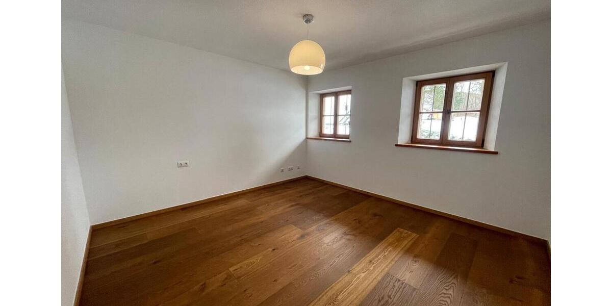 Etagenwohnung Niederaichbach - 3 Zimmer, 80 m&sup2;, 1.050&euro; | Angebot:25870516