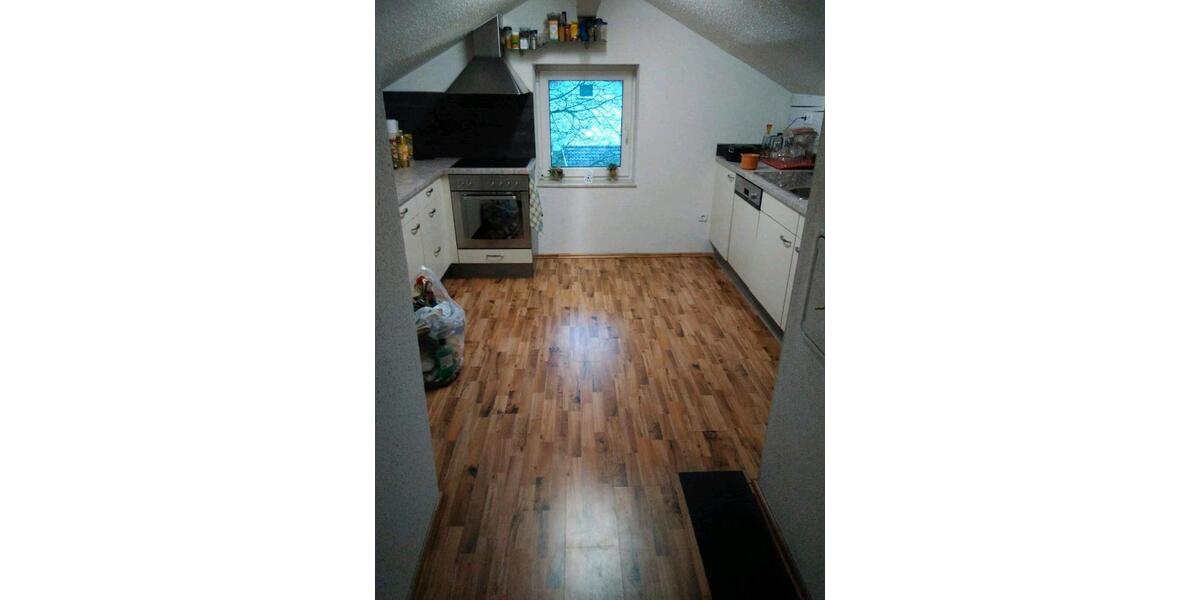 Dachgeschoßwohnung Dingolfing - 1 Zimmer, 50 m&sup2;, 530&euro; | Angebot:24627911