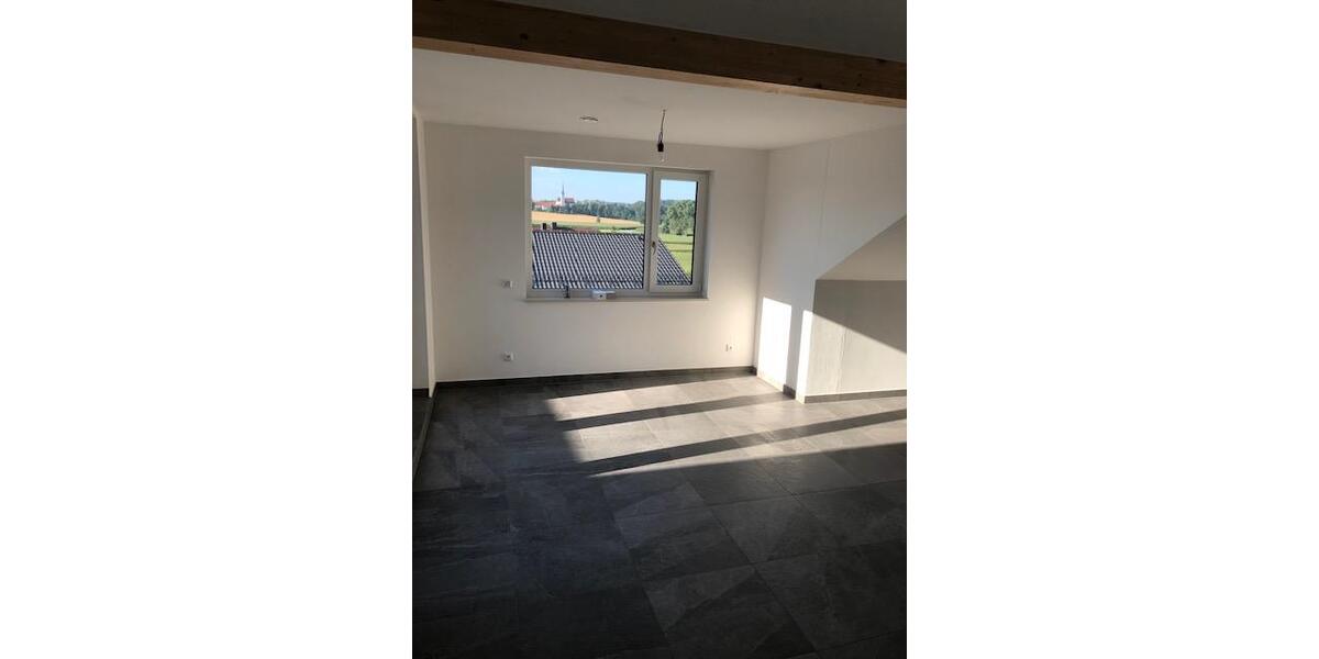 Dachgeschoßwohnung Taufkirchen (Vils) - 4 Zimmer, 140 m&sup2;, 1.540&euro; | Angebot:27609513