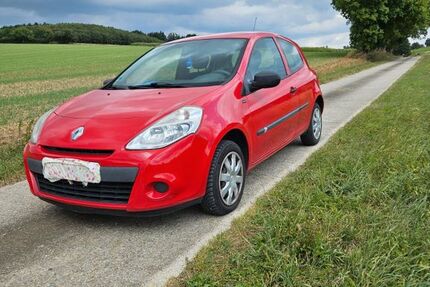 Renault Clio 134.000 km 2.500 &euro; Arth 84095