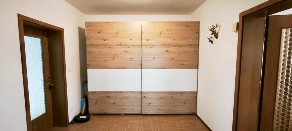 Etagenwohnung Velden - 2 Zimmer, 90 m&sup2;, 800&euro; | Angebot:24102765