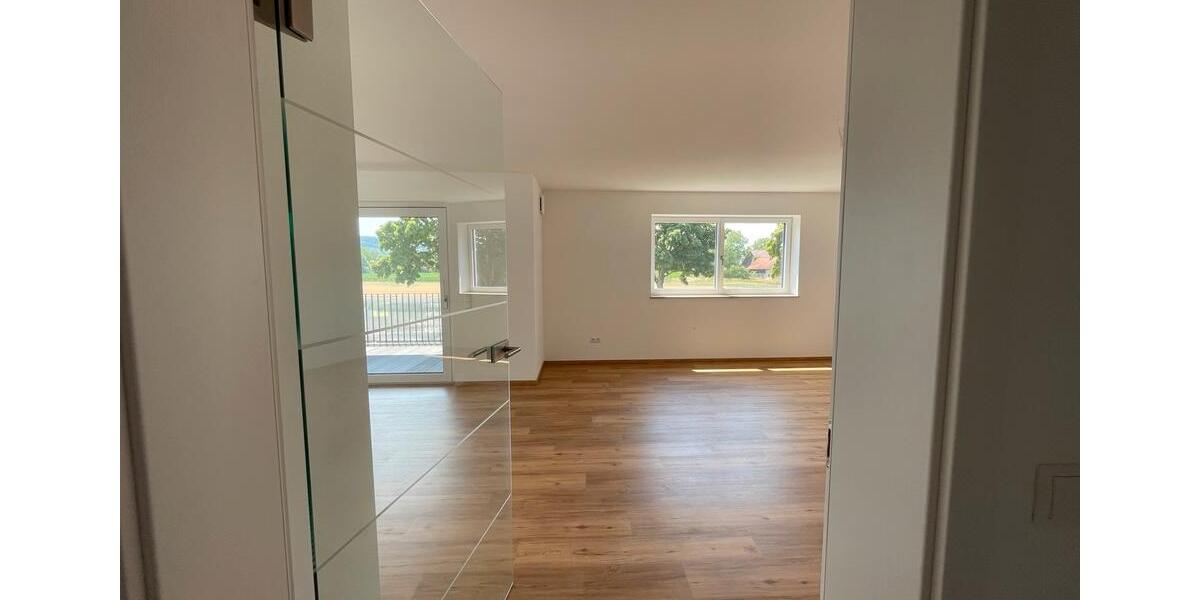 Etagenwohnung Kumhausen - 4 Zimmer, 104 m&sup2;, 1.300&euro; | Angebot:26604798