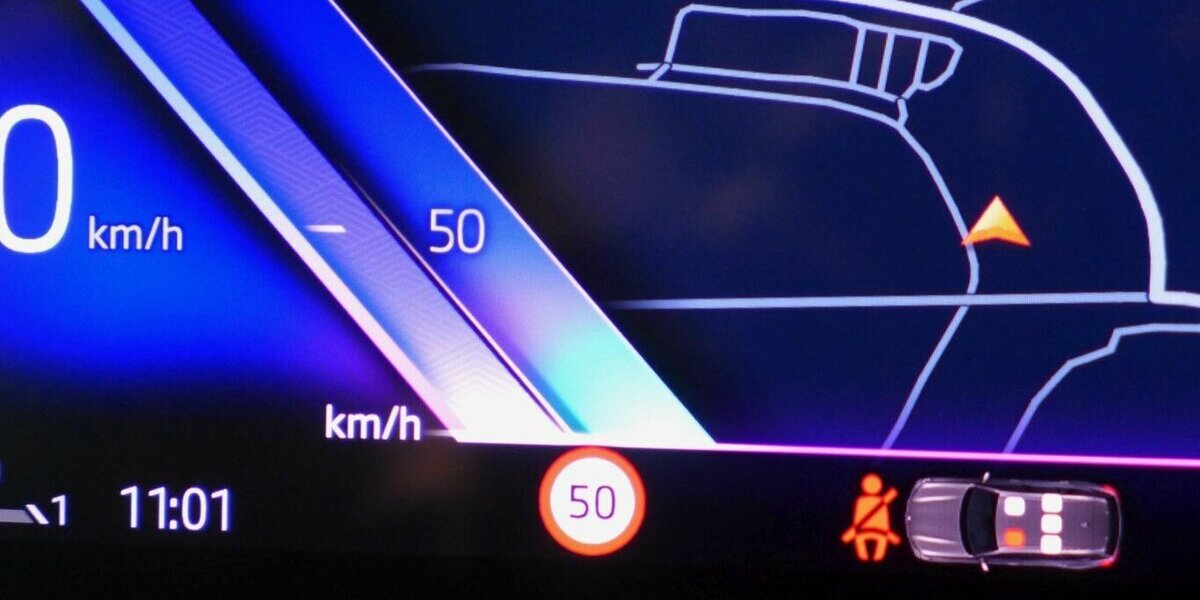 BMW X1 23dxDrive x-Line AHK,Pan-Dach,H&K,Leder 28.900 km 41.590 &euro; Landshut 84030