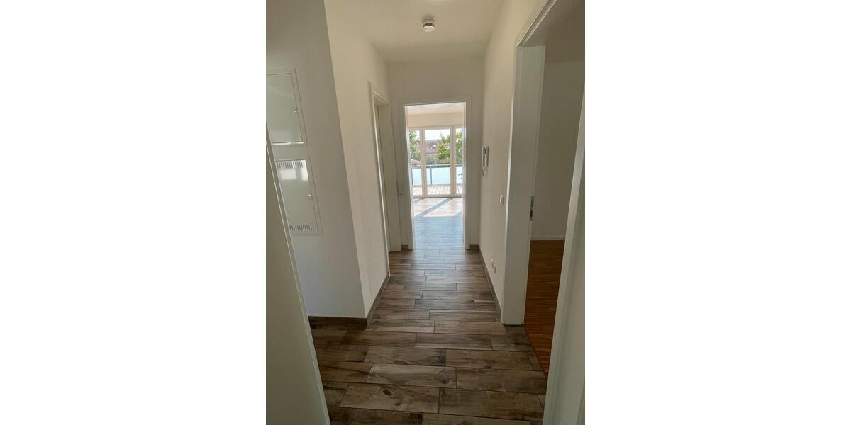 Einfamilienhaus Kumhausen - 3 Zimmer, 95 m&sup2;, 1.550&euro; | Angebot:25971871