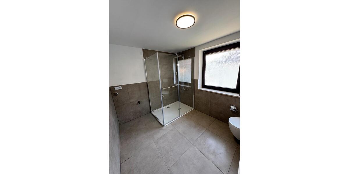 Etagenwohnung Mallersdorf-Pfaffenberg Pfaffenberg - 2.5 Zimmer, 78 m&sup2;, 830&euro; | Angebot:25934660