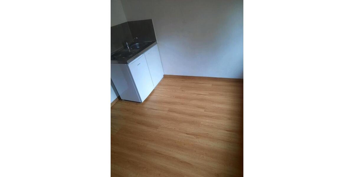 Etagenwohnung Velden - 1 Zimmer, 22 m&sup2;, 450&euro; | Angebot:25905386