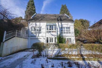 Haus Landshut Achdorf - 7 Zimmer, 182 m&sup2;, 670.000&euro; | Angebot:25669412