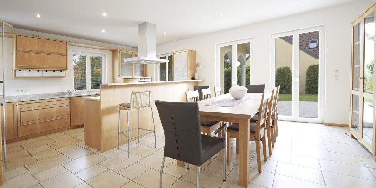 Einfamilienhaus Essenbach Oberahrain - 5 Zimmer, 206 m&sup2;, 890.000&euro; | Angebot:25665316