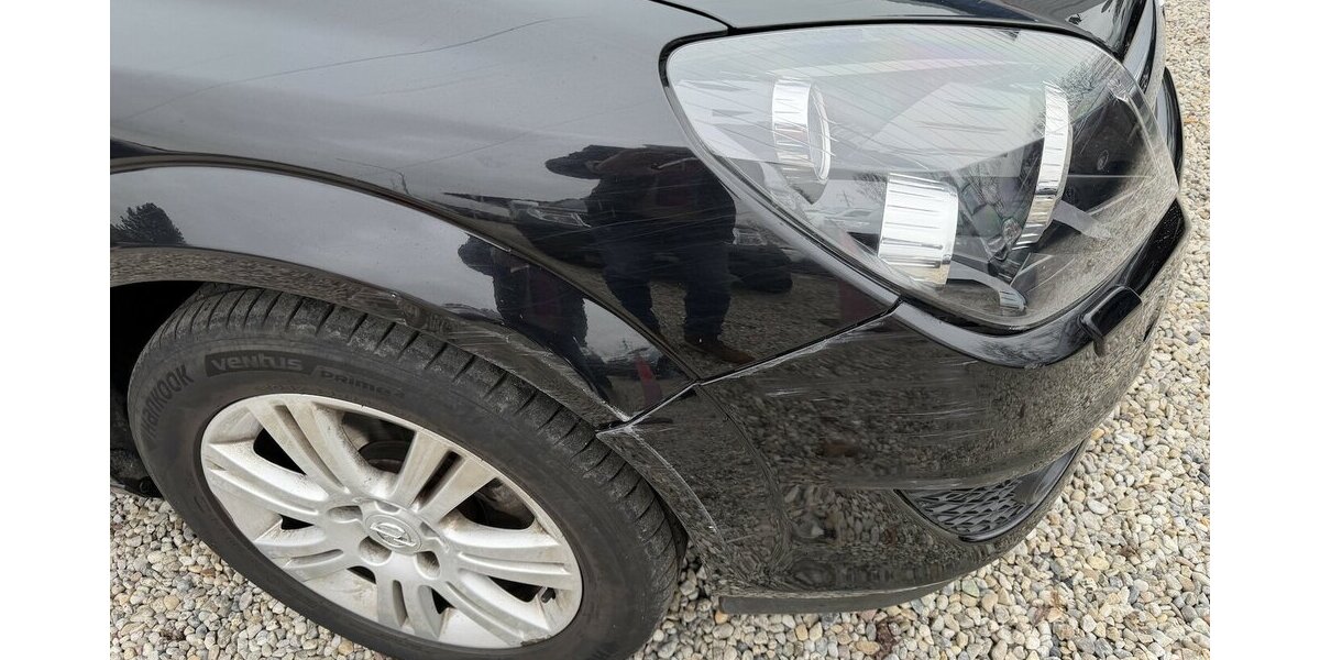 Opel Astra 1.6i 1.Hand Automatik Teilleder Xenon AHK 66.700 km 4.900 &euro; Altdorf 84032