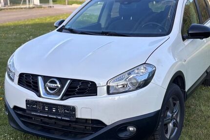 Nissan Qashqai 128.000 km 8.900 &euro; Landshut 84036