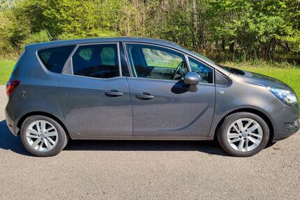 Opel Meriva 74.000 km 8.350 &euro; Gaden 85462