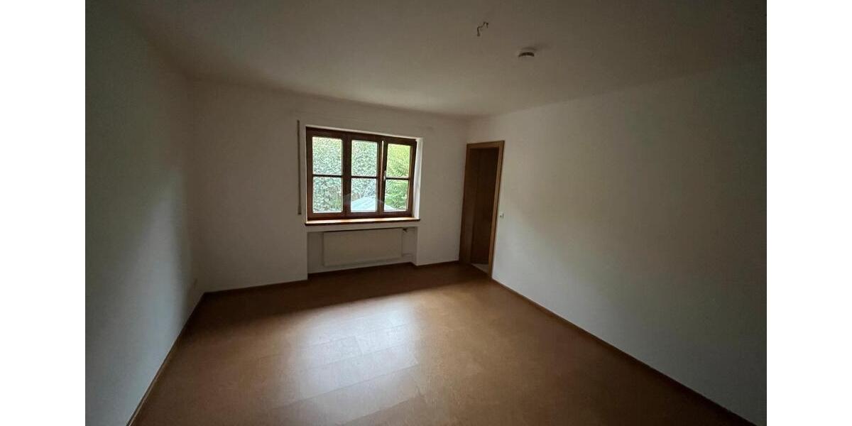 Erdgeschoßwohnung Kumhausen - 1 Zimmer, 20 m&sup2;, 400&euro; | Angebot:26626311