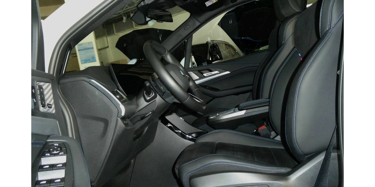 BMW 218 Active Tourer d MSport AHK,Pan.DachNP:56.830 21.998 km 32.590 &euro; Landshut 84030