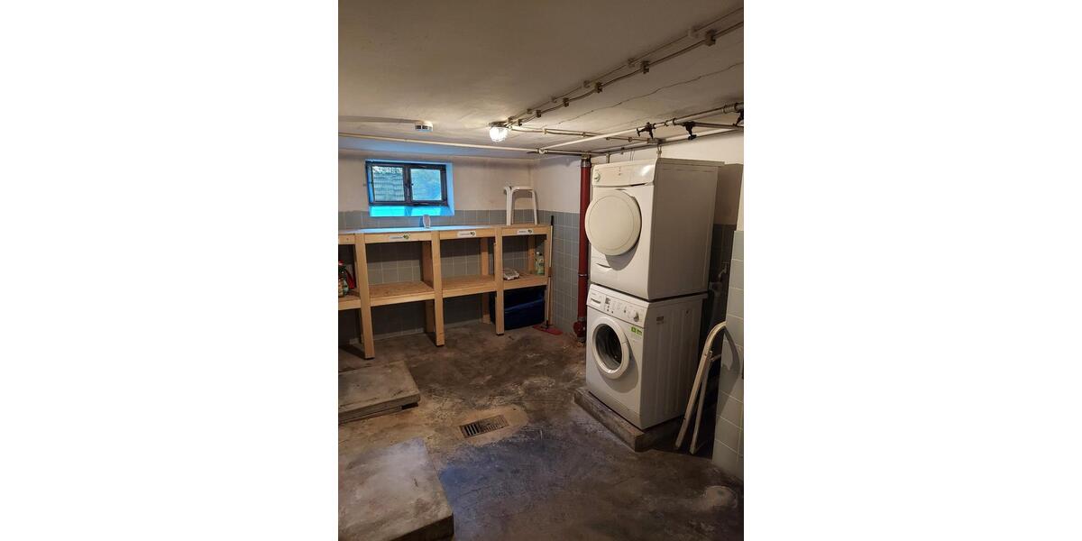 Dachgeschoßwohnung Landshut Landshut-West - 2 Zimmer, 53 m&sup2;, 636&euro; | Angebot:25823272