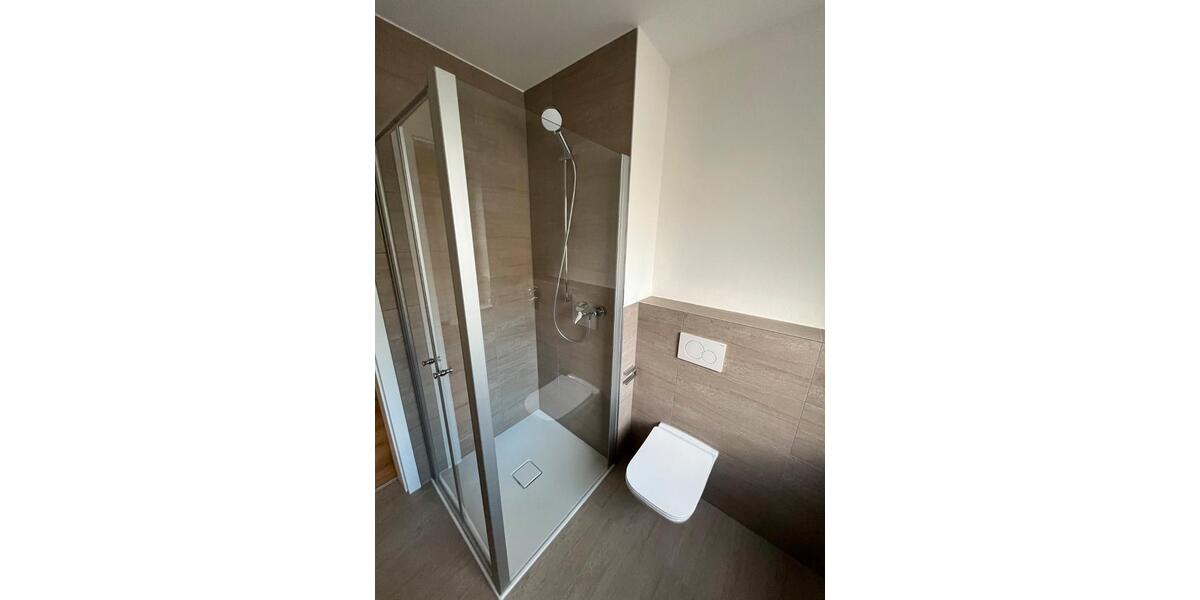 Etagenwohnung Kumhausen - 3 Zimmer, 76 m&sup2;, 1.260&euro; | Angebot:26534486