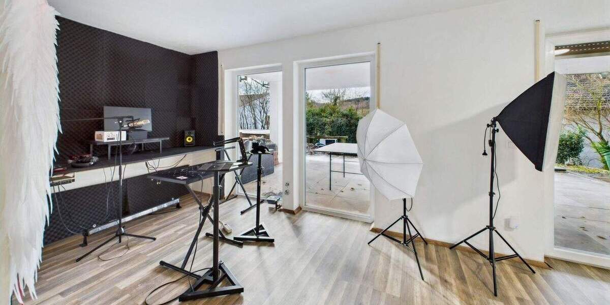 Einfamilienhaus Buch - 8 Zimmer, 236 m&sup2;, 985.000&euro; | Angebot:25744253