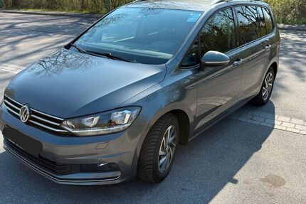 VW Touran 180.000 km 15.999 &euro; Landshut 84028