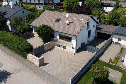 Haus Weng Hinzlbach - 11 Zimmer, 230 m&sup2;, 548.000&euro; | Angebot:26959521