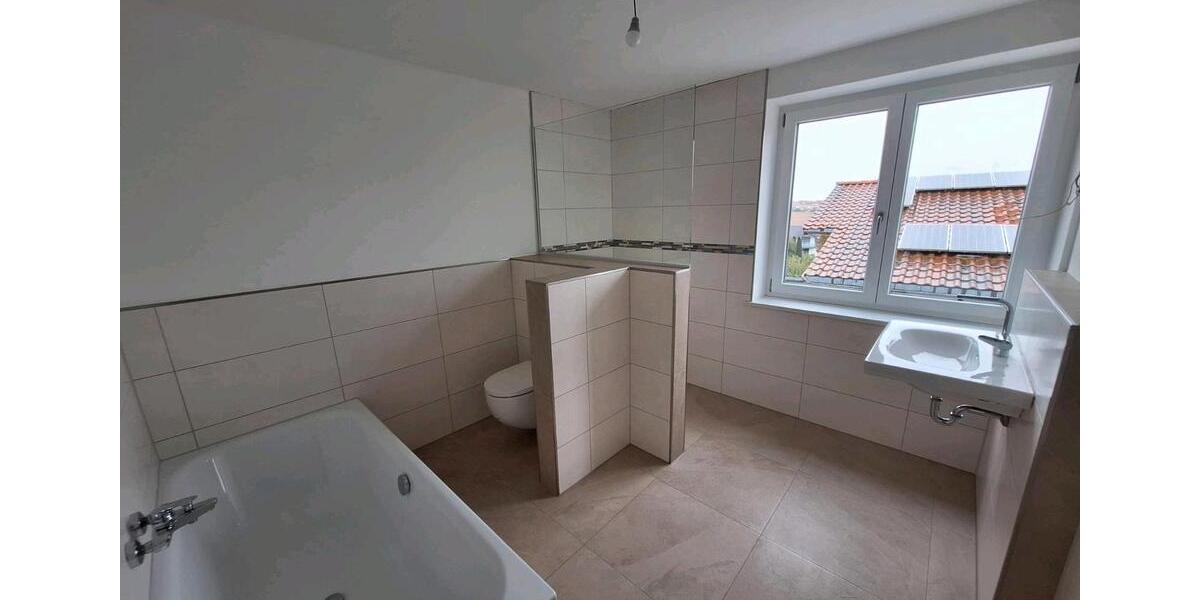 Erdgeschoßwohnung Taufkirchen (Vils) - 5 Zimmer, 165 m&sup2;, 1.950&euro; | Angebot:24363731