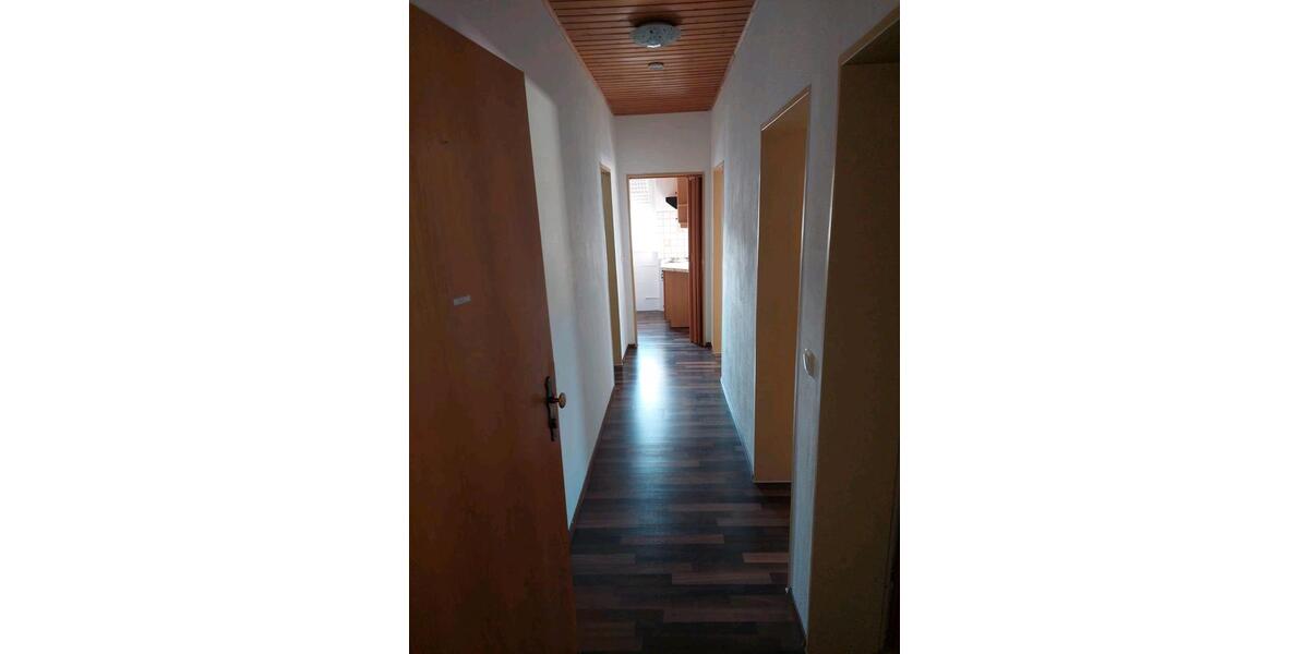 Dachgeschoßwohnung Moosburg an der Isar - 3 Zimmer, 62 m&sup2;, 850&euro; | Angebot:25268766