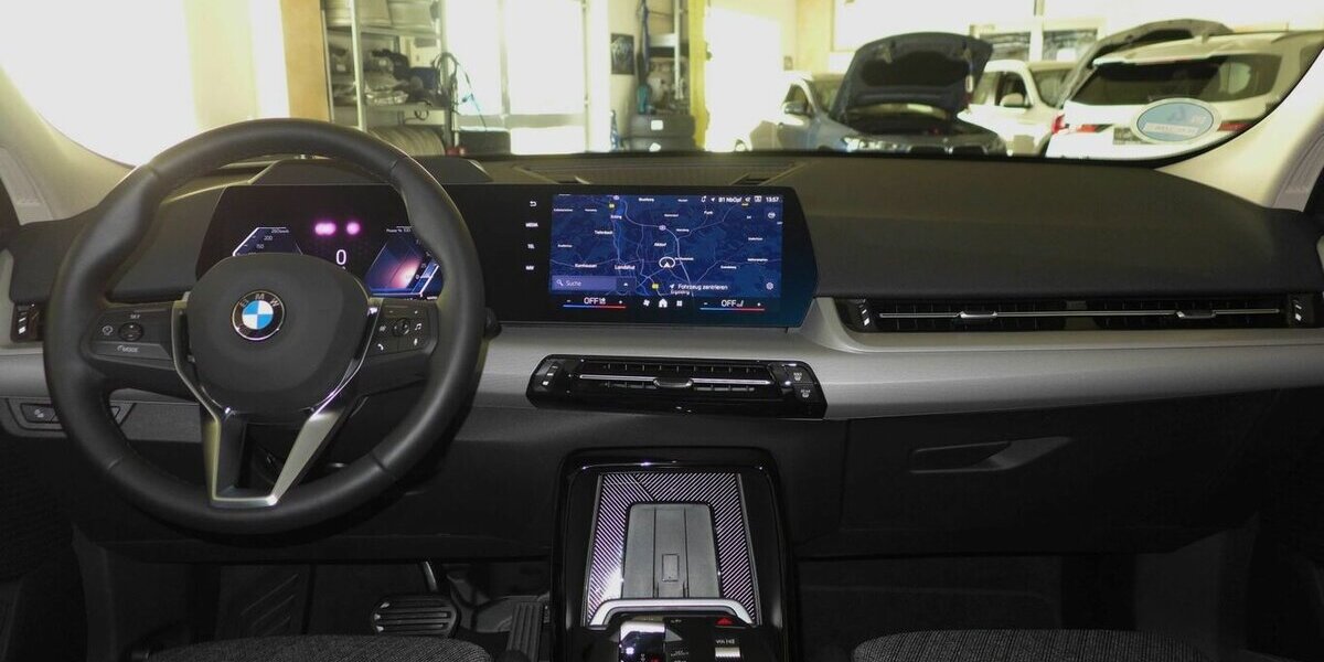 BMW X2 d U10 AHK,360° Kamera,HUD,Abstandstempomat 6.600 km 34.990 &euro; Landshut 84030