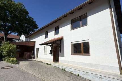 Haus Bruckberg - 7 Zimmer, 153 m&sup2;, 1.150&euro; | Angebot:27018745