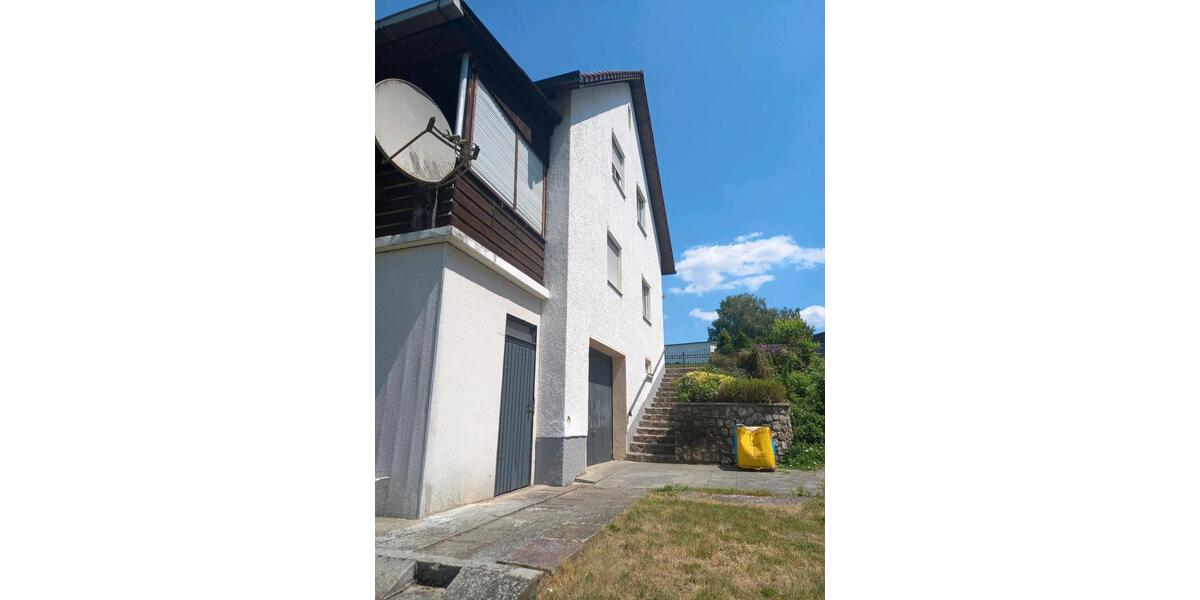 Mehrfamilienhaus, Wohnhaus Mengkofen - 5 Zimmer, 145 m&sup2;, 310.000&euro; | Angebot:24916204