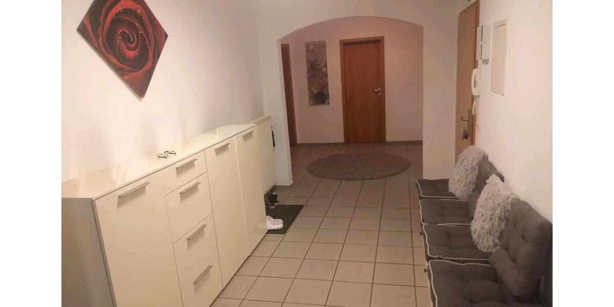 Erdgeschoßwohnung Essenbach - 5 Zimmer, 150 m&sup2;, 1.430&euro; | Angebot:26591666