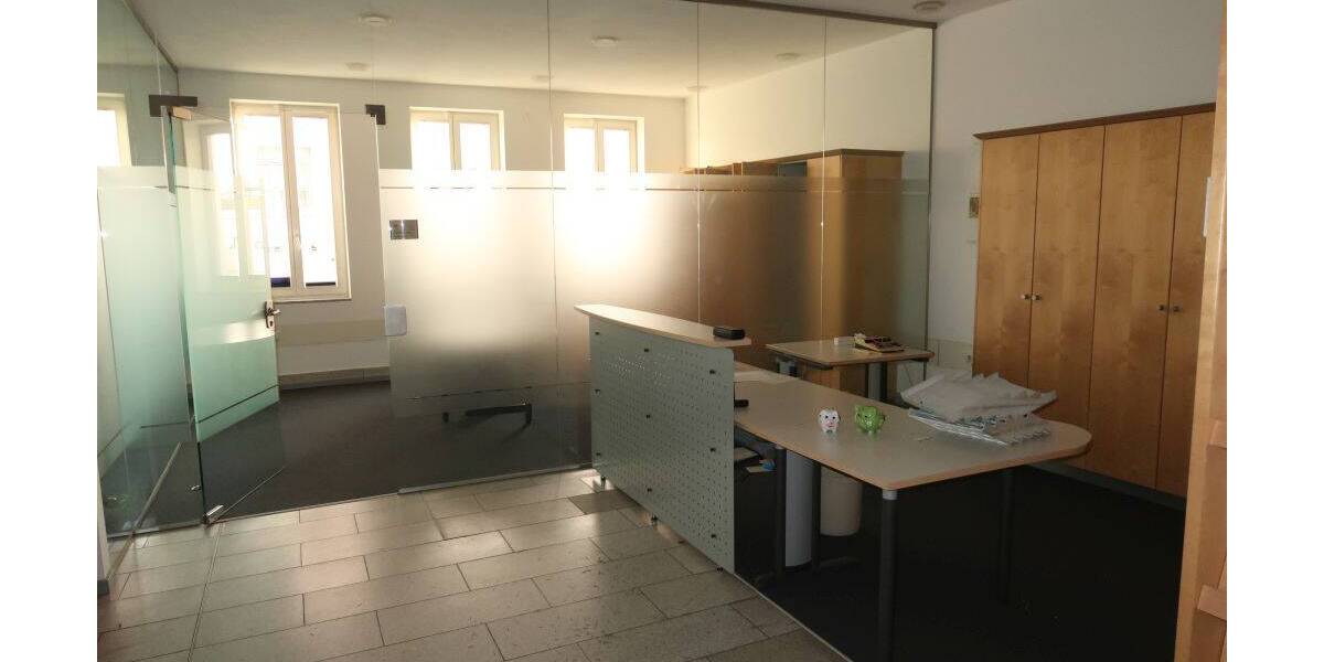 Gewerbeobjekt Geisenhausen - 5 Zimmer, 1.400&euro; | Angebot:25667283