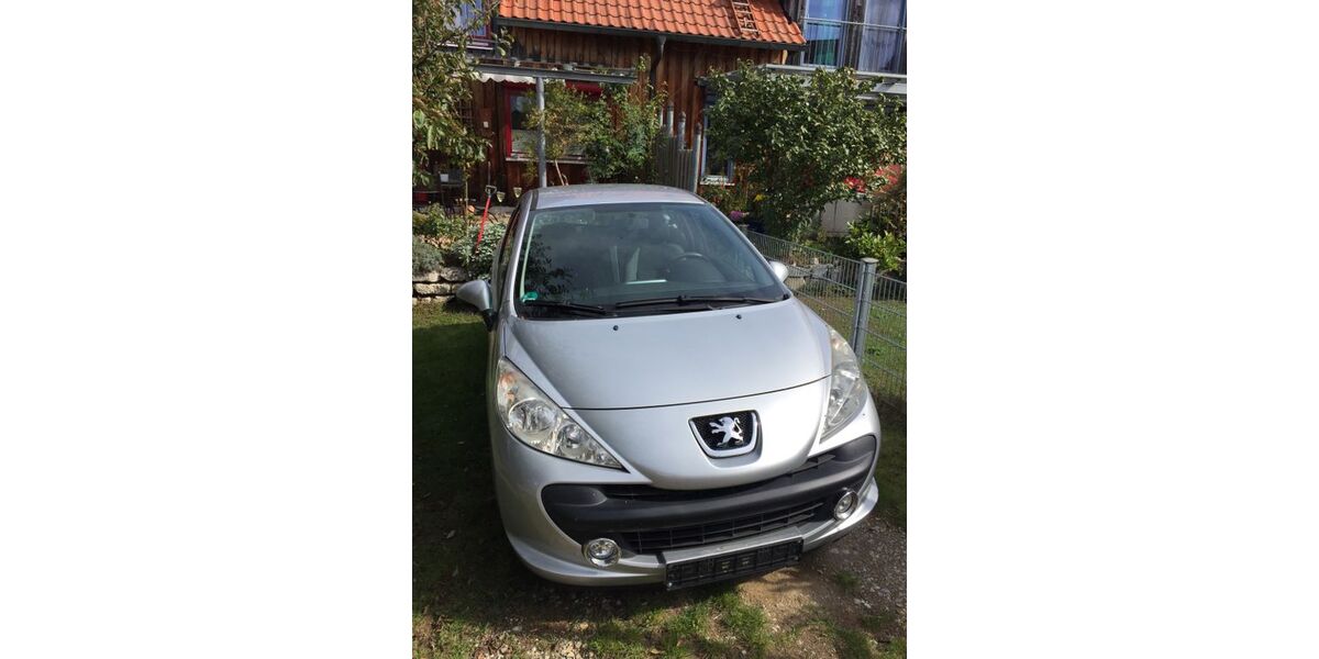Peugeot 207 169.000 km 2.250 &euro; Langenbach 85416