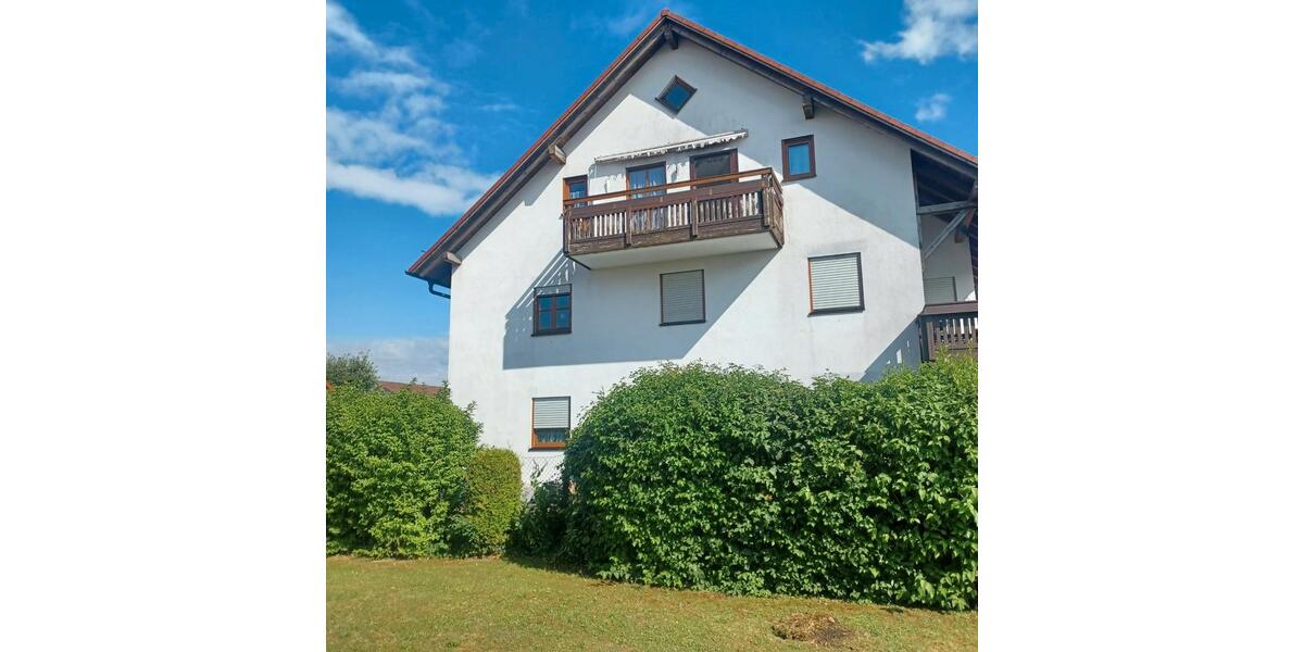 Dachgeschoßwohnung Essenbach - 2.5 Zimmer, 70 m&sup2;, 315.000&euro; | Angebot:27110516