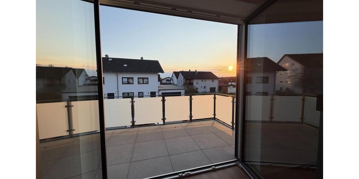 Etagenwohnung Dingolfing - 3.5 Zimmer, 99 m&sup2;, 1.150&euro; | Angebot:25860462