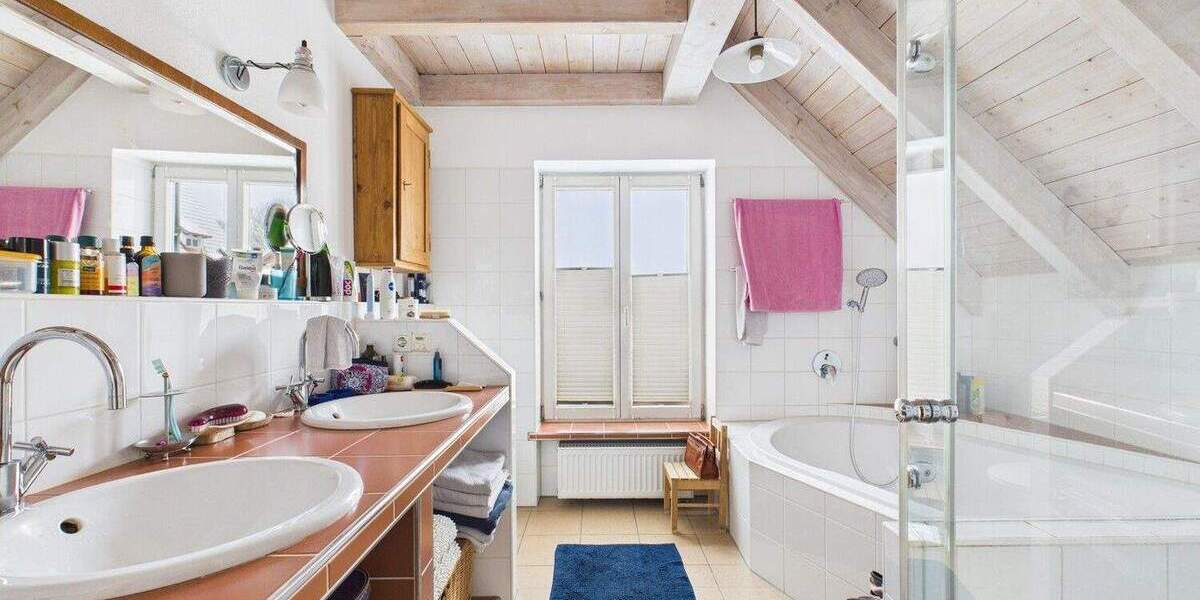 Einfamilienhaus Tiefenbach/Zweikirchen Zweikirchen - 8 Zimmer, 231 m&sup2;, 795.000&euro; | Angebot:25740524