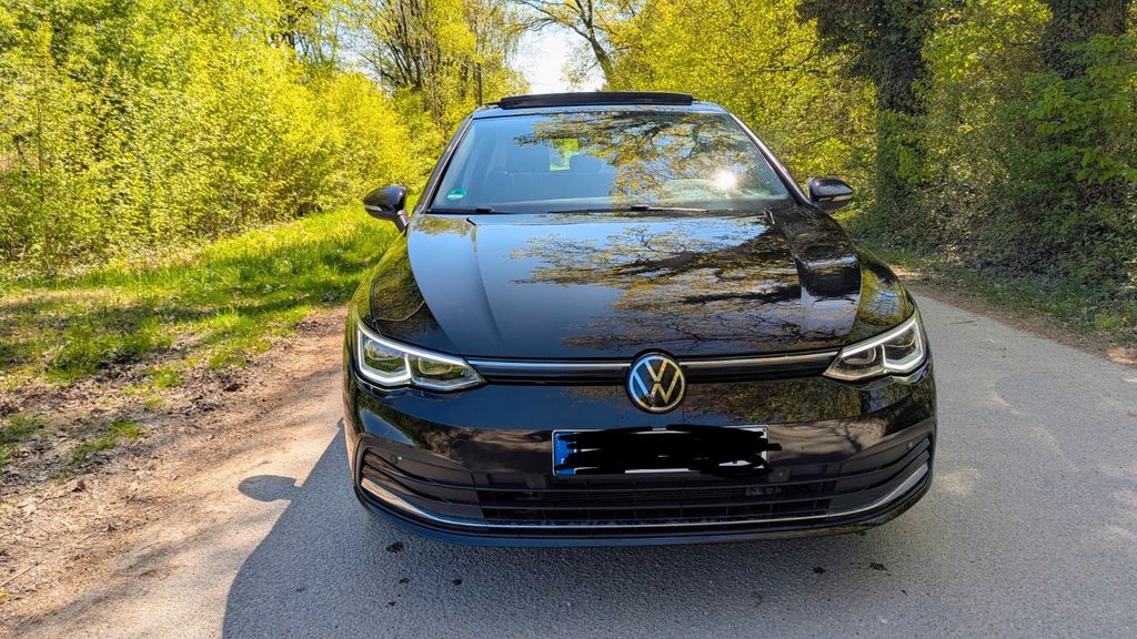 VW Golf 63.000 km 21.399 &euro; Ergolding 84030