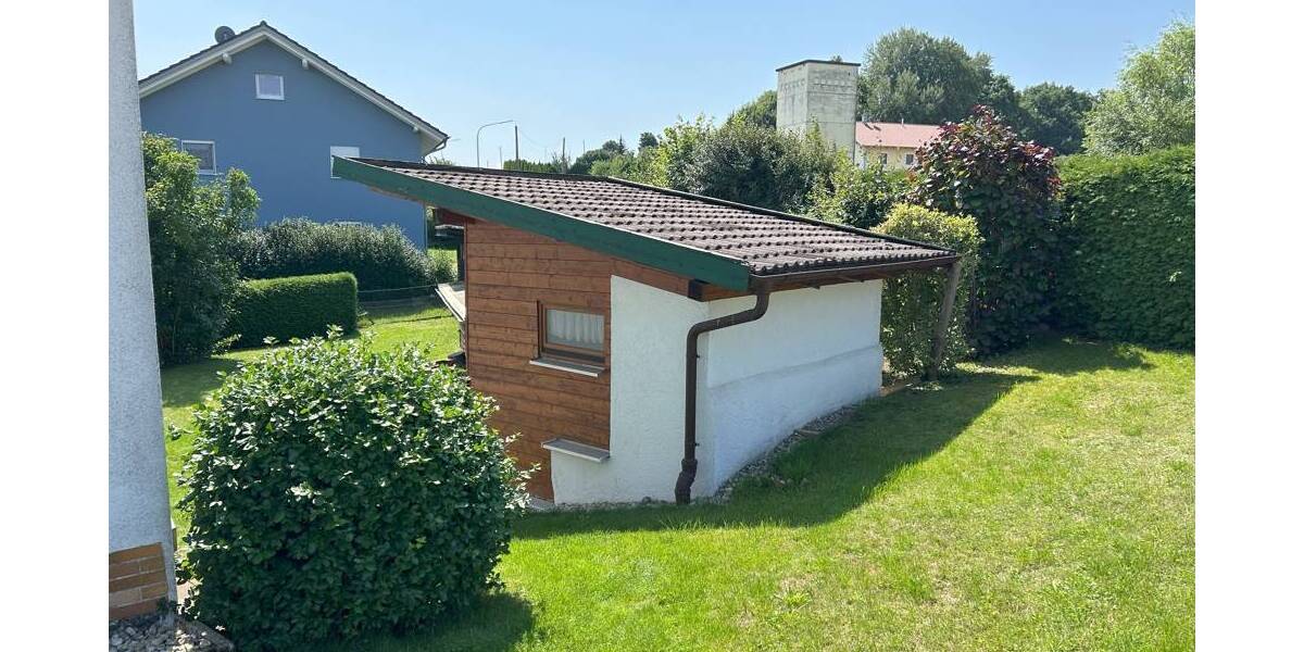 Einfamilienhaus Egglkofen - 5 Zimmer, 143 m&sup2;, 330.000&euro; | Angebot:25689421