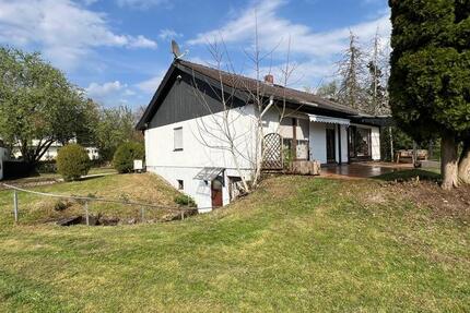 Haus Essenbach - 5 Zimmer, 250 m&sup2;, 2.100&euro; | Angebot:26340530