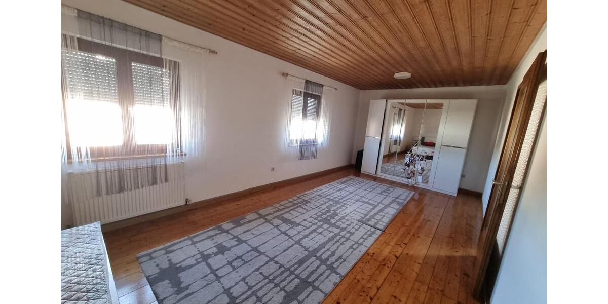 Mehrfamilienhaus, Wohnhaus Mengkofen - 9 Zimmer, 260 m&sup2;, 560.000&euro; | Angebot:23861666