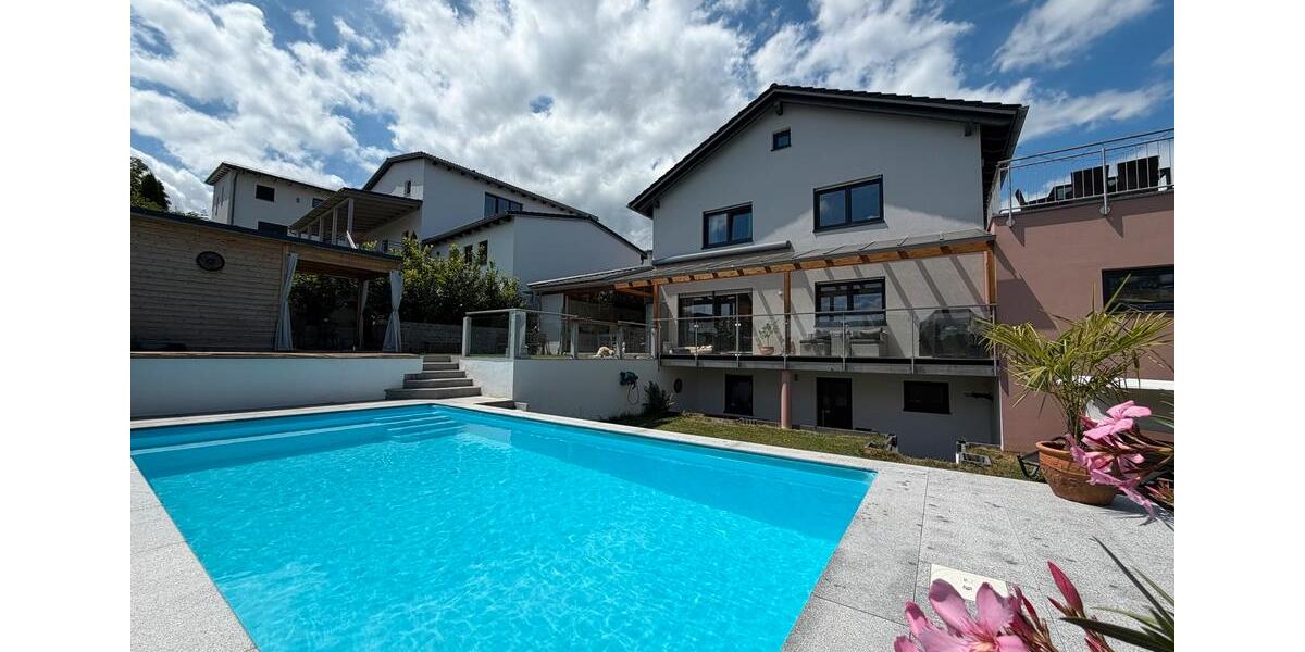 Einfamilienhaus Buch am Erlbach - 7 Zimmer, 220 m&sup2;, 949.000&euro; | Angebot:26825904