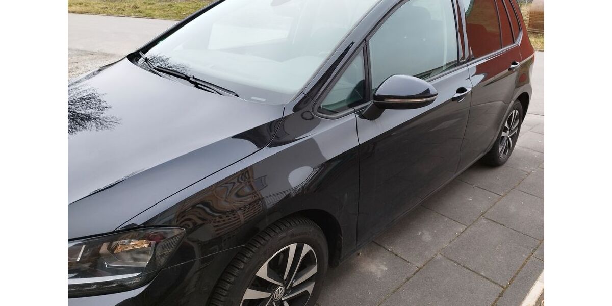 VW Golf Sportsvan 69.000 km 16.599 &euro; Essenbach 84051