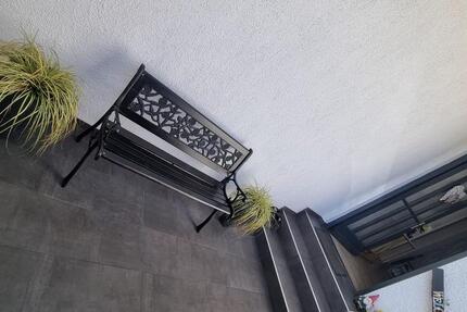 Haus Mengkofen - 9 Zimmer, 260 m&sup2;, 560.000&euro; | Angebot:23861666