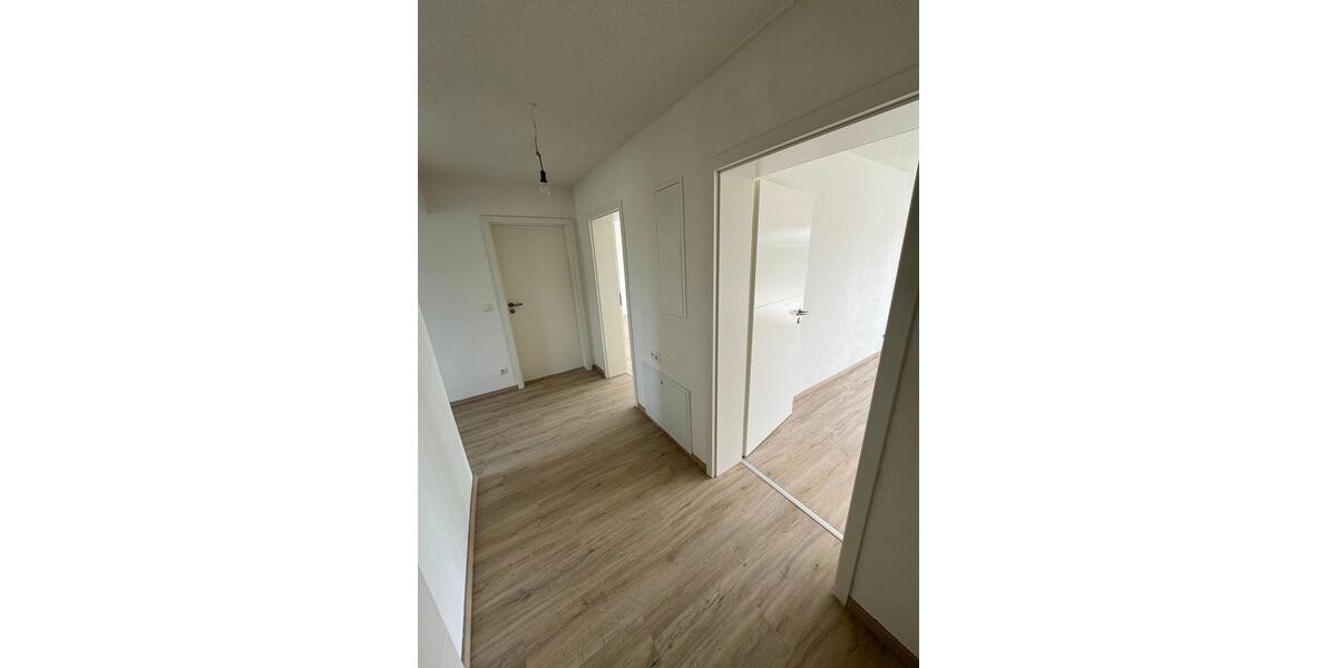 Erdgeschoßwohnung Gerzen - 3 Zimmer, 70 m&sup2;, 1.000&euro; | Angebot:24827442