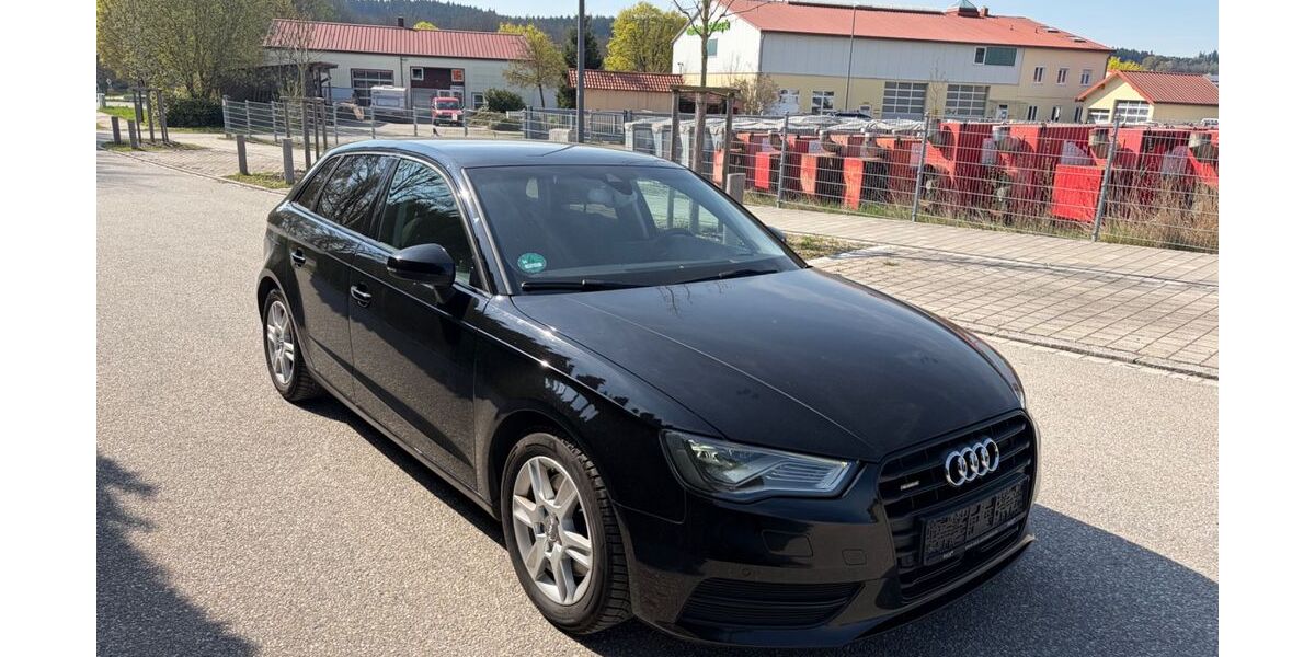 Audi A3 223.000 km 9.500 &euro; Inning am Holz 84416