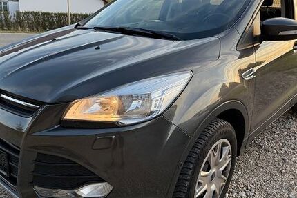Ford Kuga 153.000 km 10.355 &euro; Obergolzaberg 84106