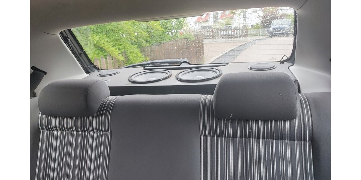 VW Fox 144.450 km 2.500 &euro; Nandlstadt 85405