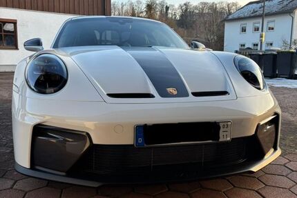 Porsche 992 7.346 km 225.900 &euro; Dingolfing 84130