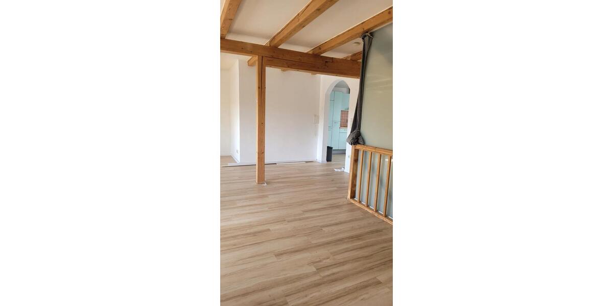 Etagenwohnung Rottenburg an der Laaber - 3 Zimmer, 101 m&sup2;, 740&euro; | Angebot:26649478